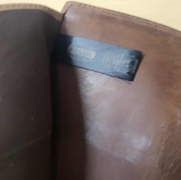 2x FOSSIL Leather Wallets - Picture 4 of 15